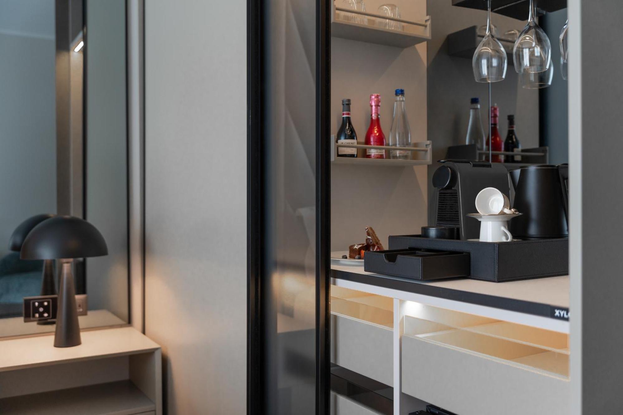 New Belgrade Premium Hotel Buitenkant foto