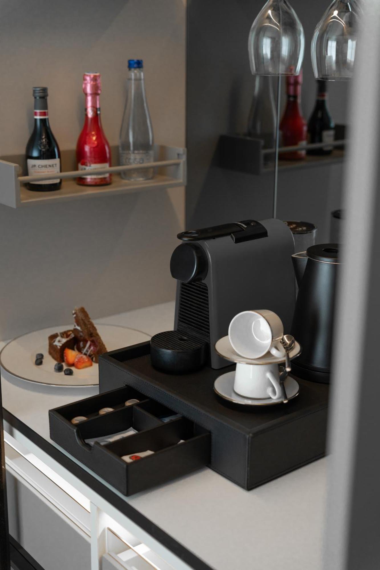New Belgrade Premium Hotel Buitenkant foto