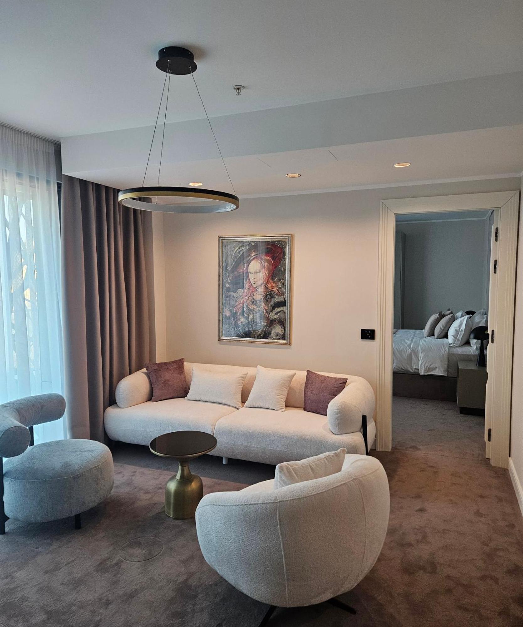 New Belgrade Premium Hotel Buitenkant foto