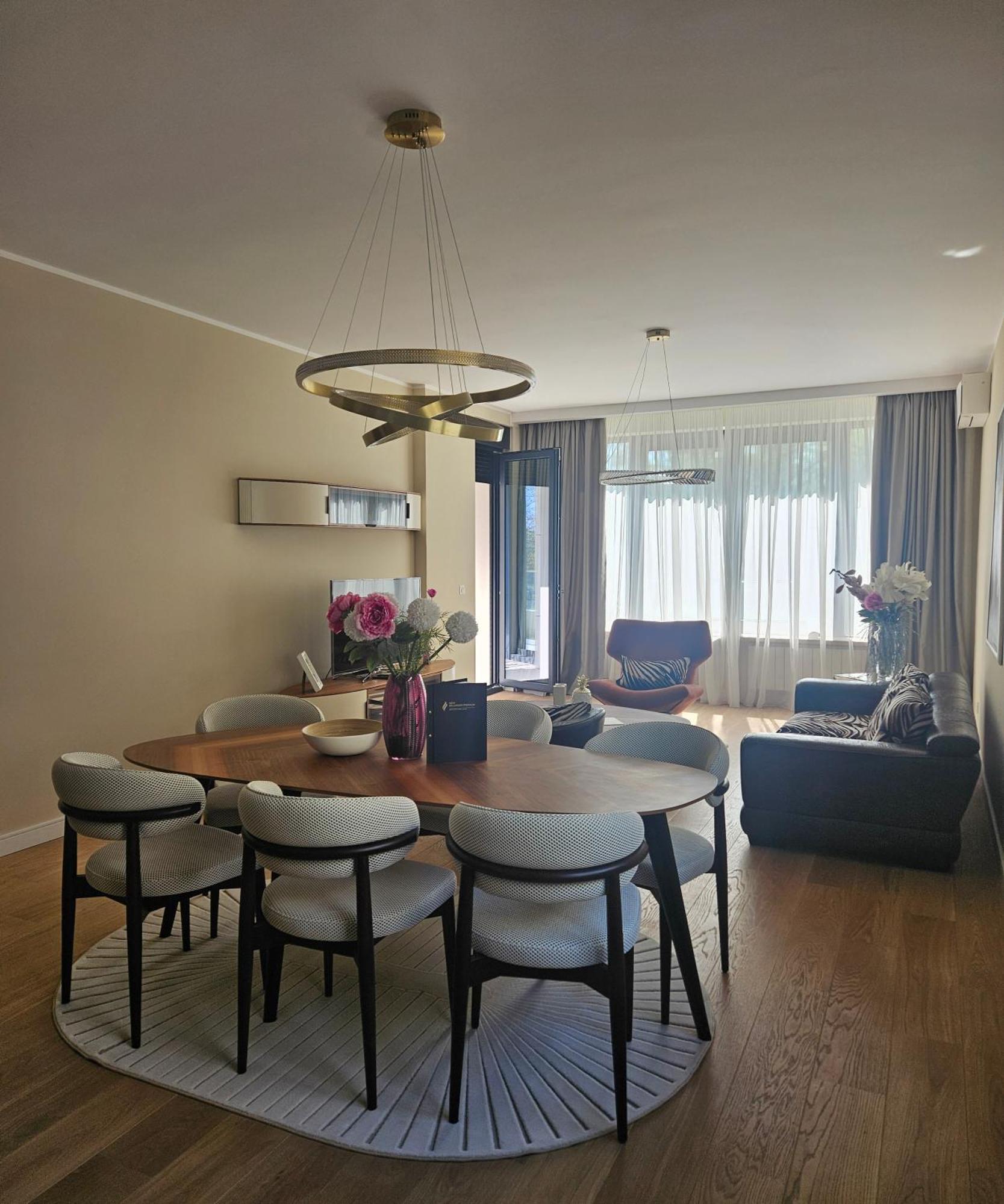 New Belgrade Premium Hotel Buitenkant foto